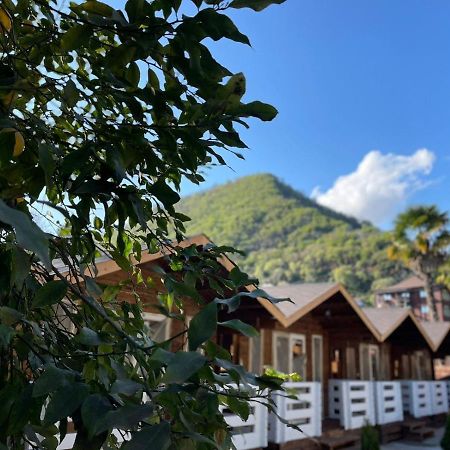Гостевой Комплекс Парус Hotel New Athos Екстериор снимка